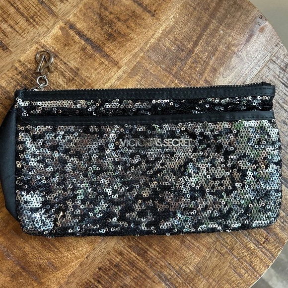 Victorias Secret sequin wristlet wallet pouch hand bag - Picture 1 of 6